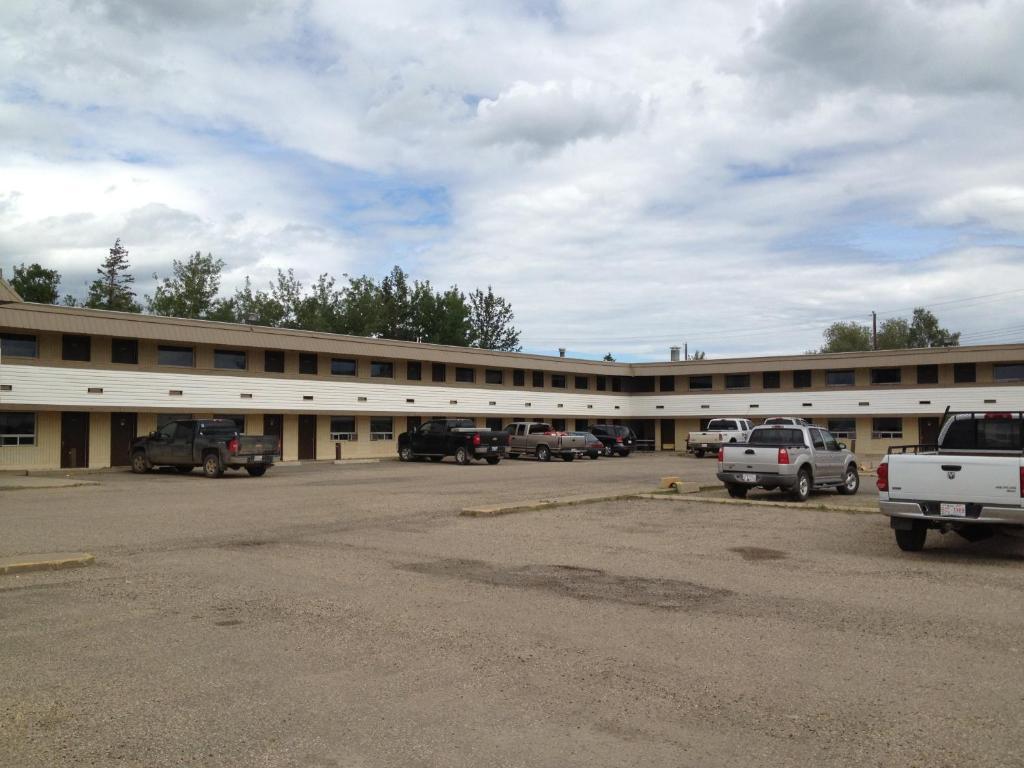 Sidetrax Inn Beaverlodge Экстерьер фото